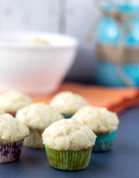 Orange Creamsicle Mini Muffins. Made with fresh squeezed orange juice and #Chobani yogurt, these delicious muffins are the perfect way to begin your day!