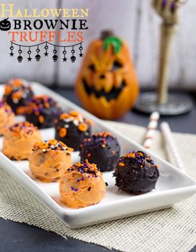 Halloween Brownie Truffles from www.thisgalcooks.com #halloween #brownies #truffles