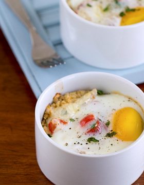 Baked Eggs with Quinoa and Fresh Salsa - This Gal Cooks. A fresh, healthy breakfast option. Packed with protein, veggies and grains.