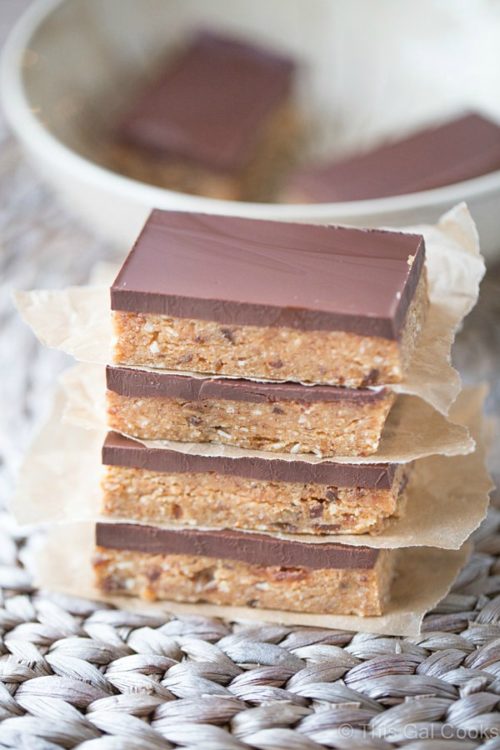 Homemade Snack Bars with Cashews, Dates and Almonds - This Gal Cooks